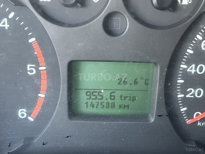 Ford Transit-10