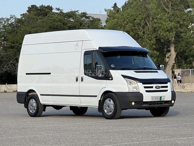 Ford Transit-1