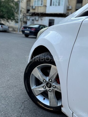 Hyundai Elantra 2011, 195,000 km - 1.6 л - Bakı