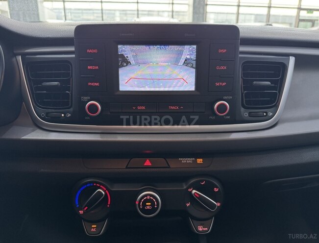 Kia Rio-15