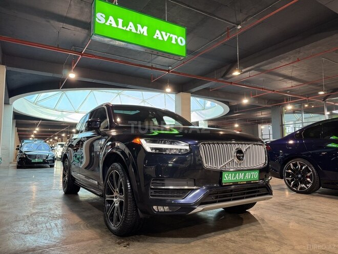 Volvo XC90-1