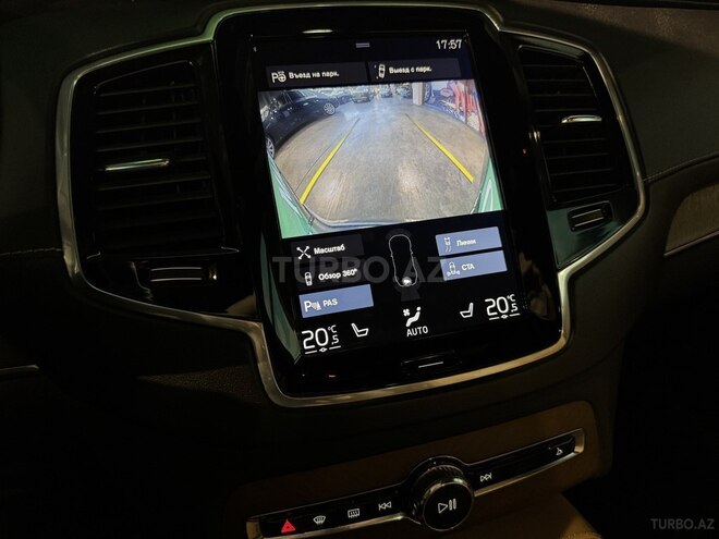 Volvo XC90-17