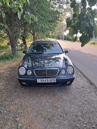 Mercedes E 240 2001, 36,000 km - 2.6 l - Şəmkir