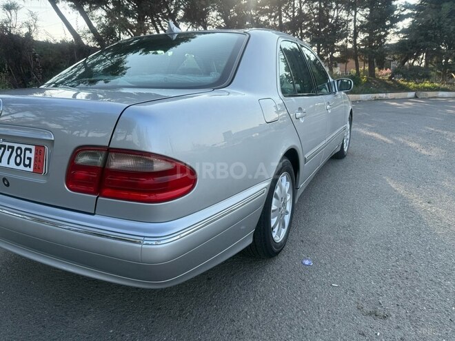 Mercedes E 240 2000, 295,000 km - 2.4 l - Şəmkir