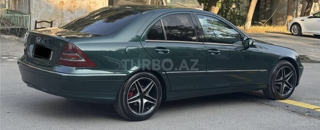 Mercedes C 220 d 2001, 325,164 km - 2.2 л - Bakı