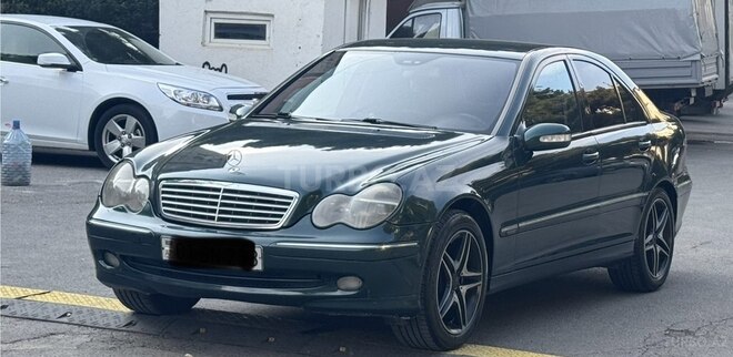 Mercedes C 220 d 2001, 325,164 km - 2.2 л - Bakı