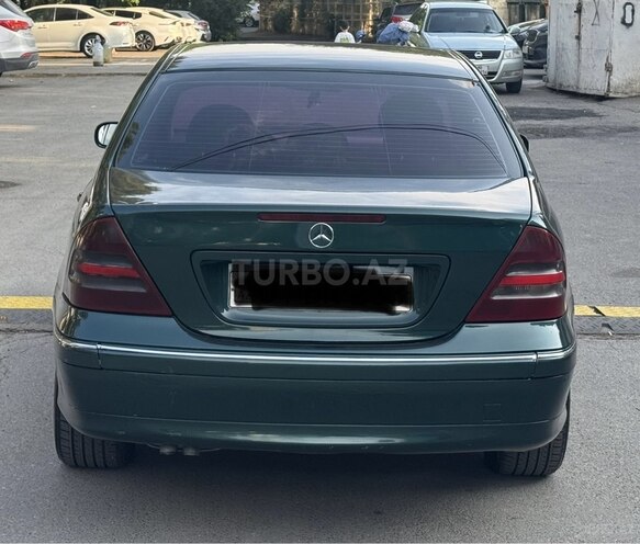 Mercedes C 220 d 2001, 325,164 km - 2.2 л - Bakı