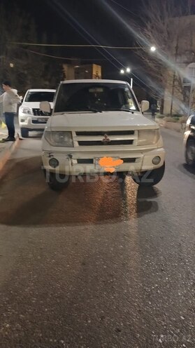 Mitsubishi Pajero io 1999, 522,220 km - 2.0 l - Sumqayıt