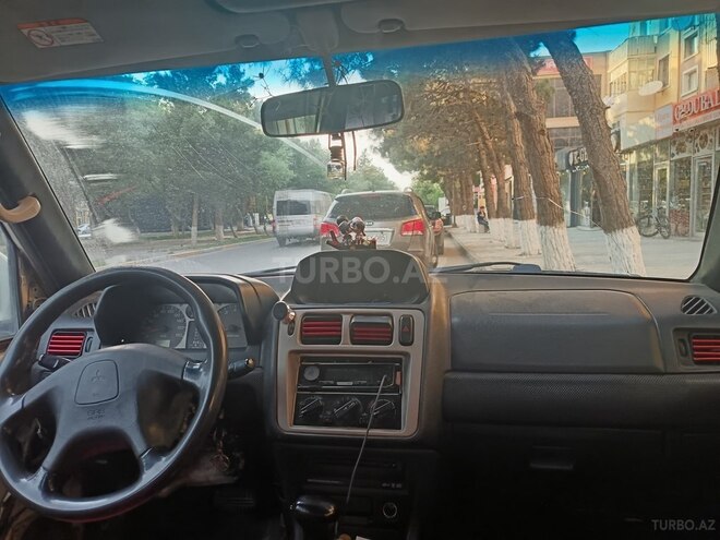 Mitsubishi Pajero io 1999, 522,220 km - 2.0 l - Sumqayıt