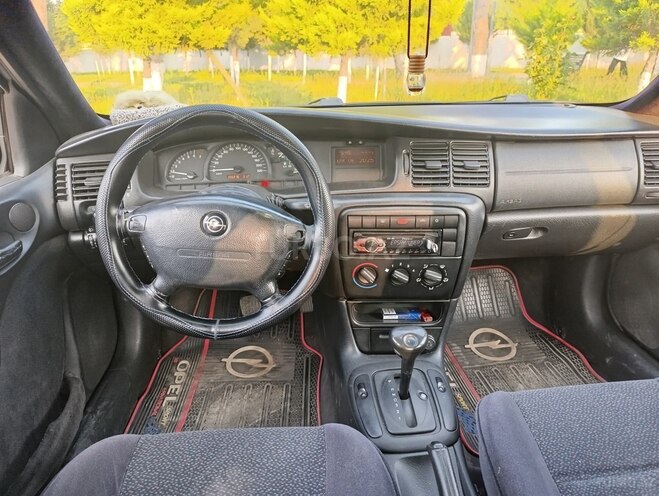 Opel Vectra 1999, 250,000 km - 1.6 l - Bakı