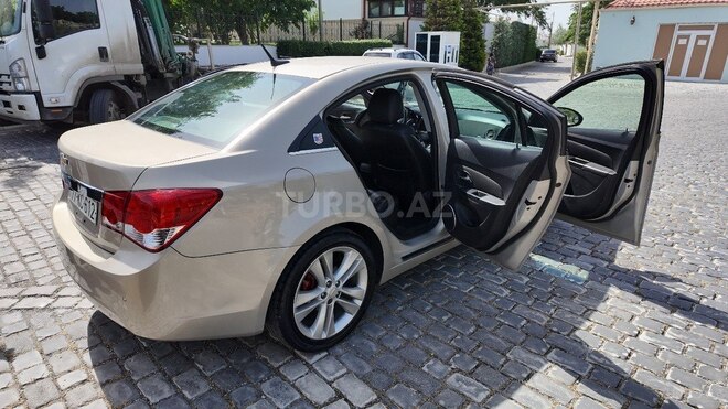 Chevrolet Cruze 2012, 284,412 km - 1.4 л - Bakı