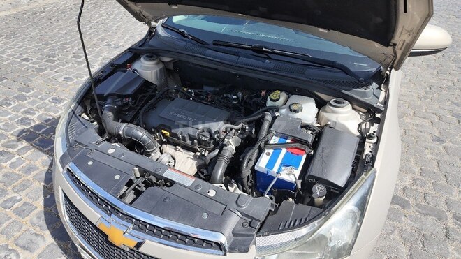 Chevrolet Cruze 2012, 284,412 km - 1.4 л - Bakı
