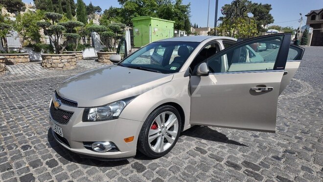 Chevrolet Cruze 2012, 284,412 km - 1.4 л - Bakı
