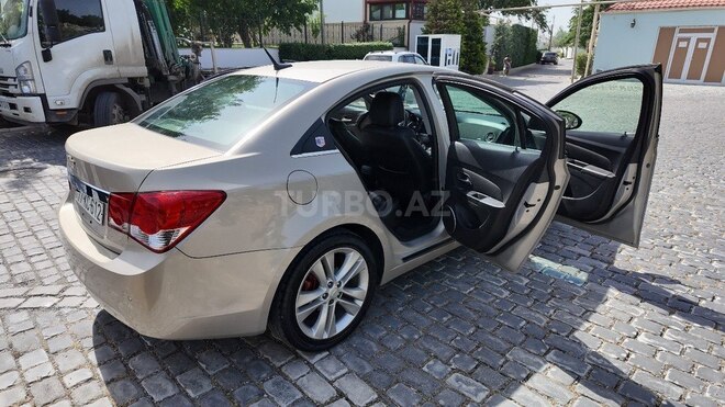 Chevrolet Cruze 2012, 284,412 km - 1.4 л - Bakı