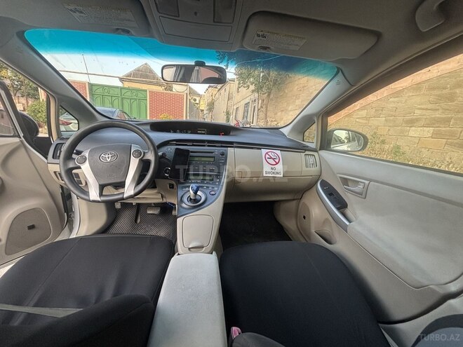 Toyota Prius 2010, 300,000 km - 1.8 l - Bakı