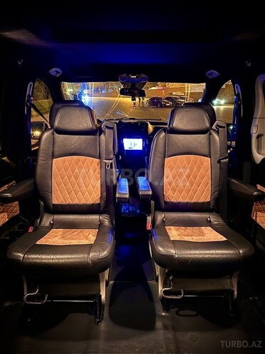 Mercedes Viano 2011, 350,000 km - 2.1 л - Bakı