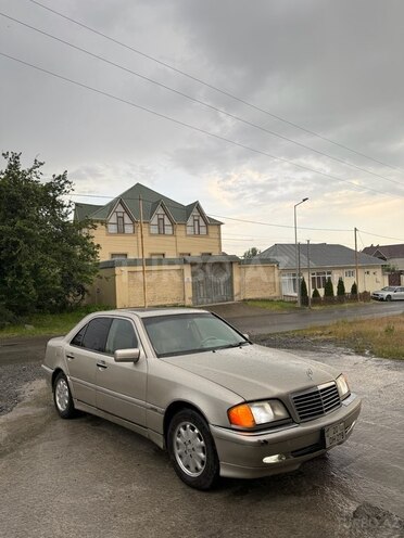 Mercedes C 230 1998, 320,000 km - 2.3 l - Qəbələ