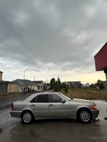 Mercedes C 230 1998, 320,000 km - 2.3 l - Qəbələ