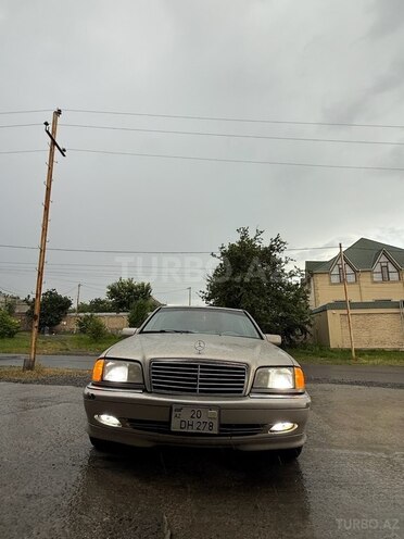 Mercedes C 230 1998, 320,000 km - 2.3 l - Qəbələ