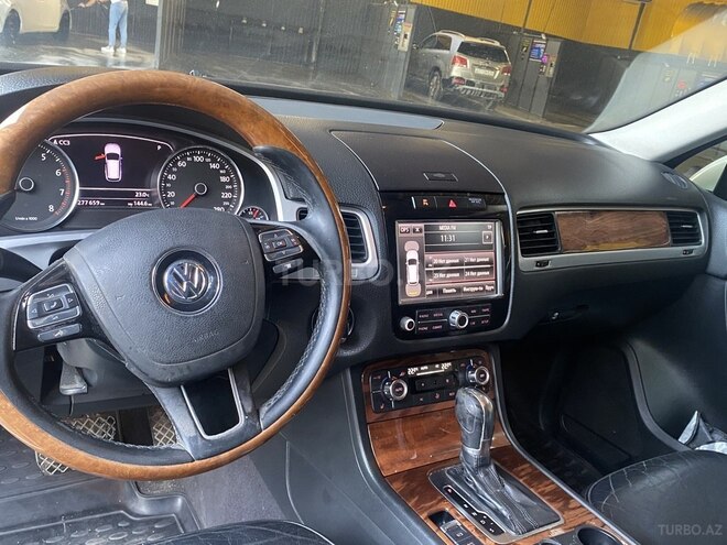 Volkswagen Touareg 2010, 276,000 km - 3.6 l - Bakı