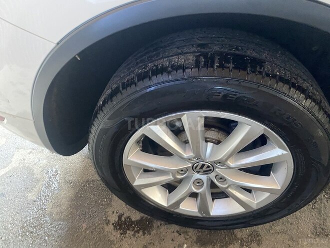 Volkswagen Touareg 2010, 276,000 km - 3.6 l - Bakı