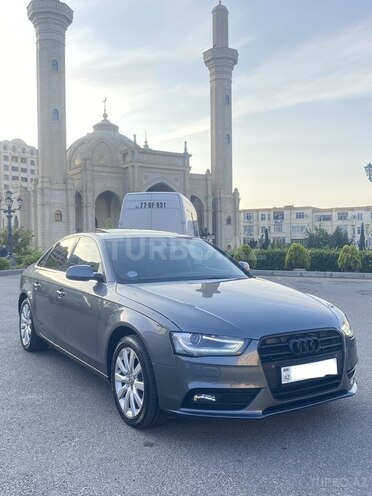 Audi A4 2014, 142,000 km - 1.8 l - Bakı