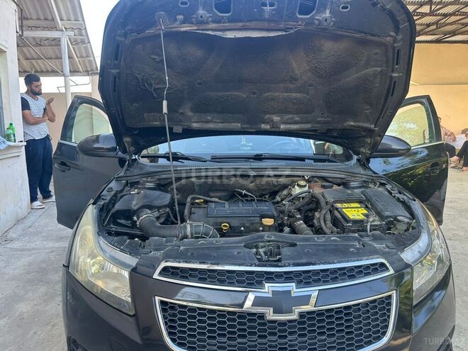 Chevrolet Cruze 2013, 260,000 km - 1.4 l - Gəncə