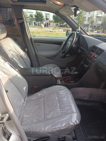 Mercedes C 220 d 1999, 260,000 km - 2.2 l - Xırdalan
