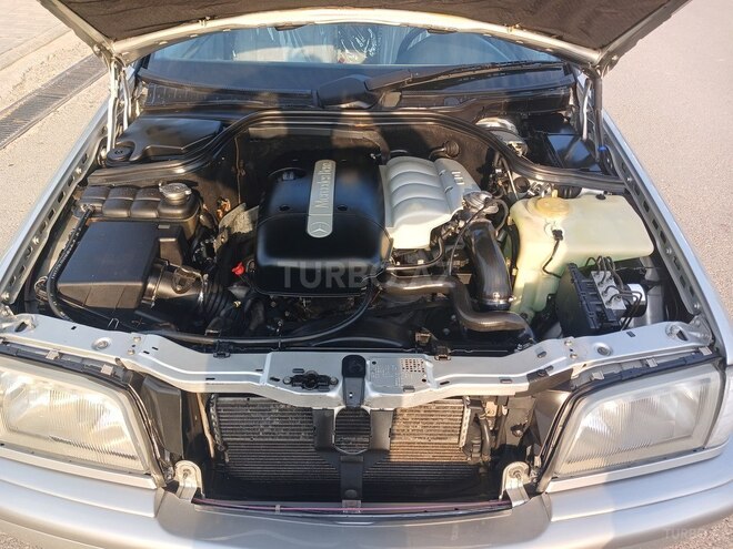 Mercedes C 220 d 1999, 260,000 km - 2.2 l - Xırdalan