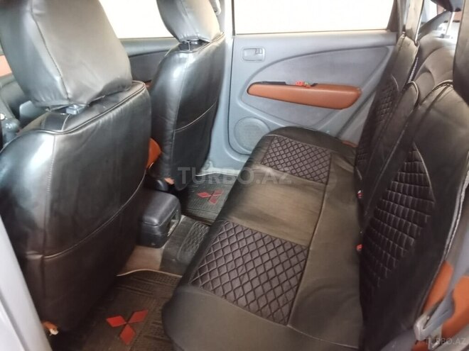 Mitsubishi Airtrek 2001, 387,000 km - 2.0 l - Bakı