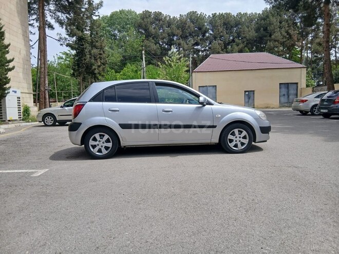 Kia Rio 2006, 231,000 km - 1.4 l - Şirvan