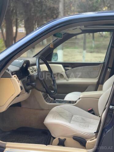 Mercedes E 230 1998, 325,000 km - 2.3 l - Sumqayıt