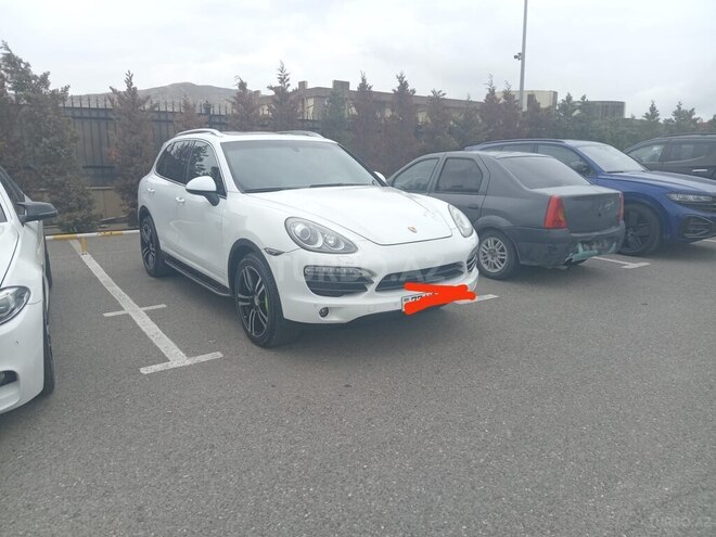 Porsche Cayenne 2011, 100,000 km - 3.6 l - Qusar