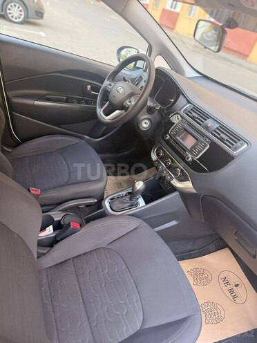 Kia Rio 2015, 45,000 km - 1.4 л - Sumqayıt