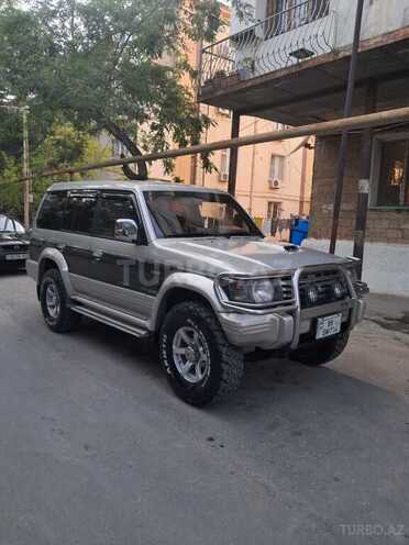 Mitsubishi Pajero 1996, 309,000 km - 2.8 л - Bakı