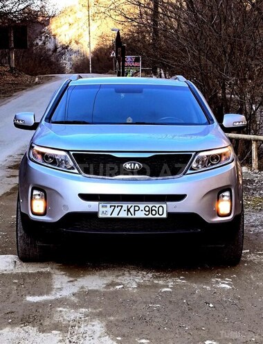 Kia Sorento 2014, 245,000 km - 2.0 l - Quba