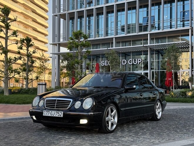 Mercedes E 320 2000, 331,000 km - 3.2 l - Bakı