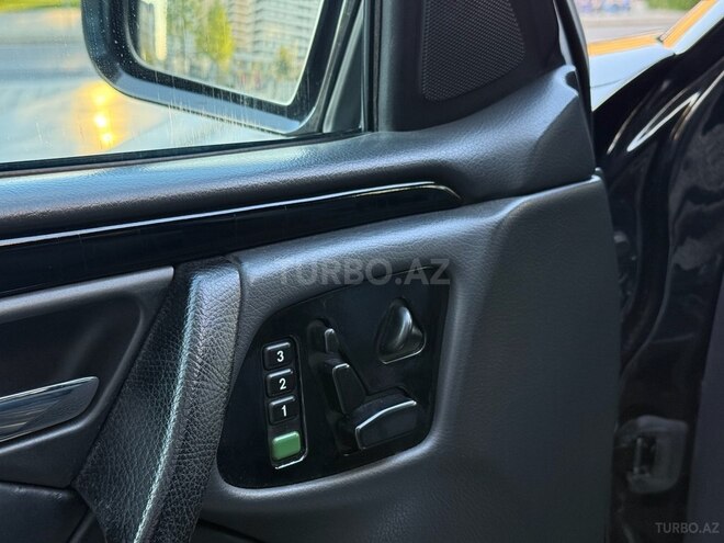 Mercedes E 320 2000, 331,000 km - 3.2 l - Bakı