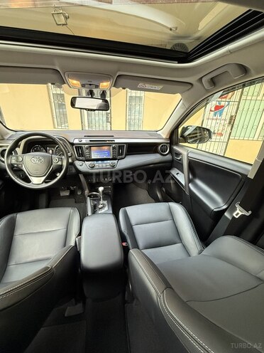Toyota RAV4 2018, 52,730 km - 2.0 l - Bakı