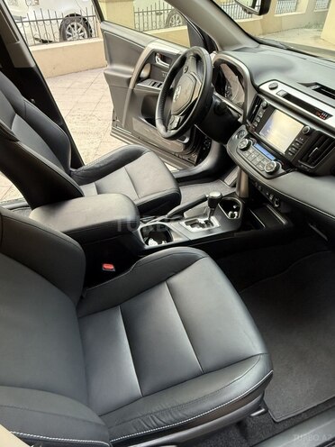 Toyota RAV4 2018, 52,730 km - 2.0 l - Bakı