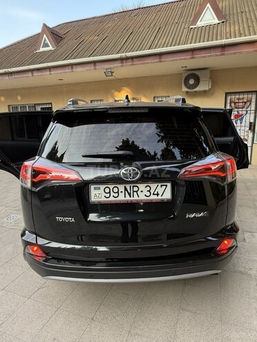 Toyota RAV4 2018, 52,730 km - 2.0 l - Bakı