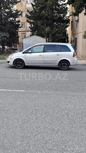Opel Zafira-6