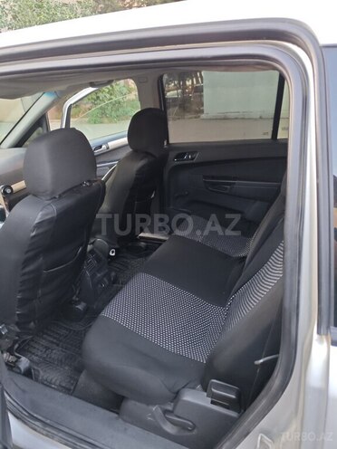 Opel Zafira-8