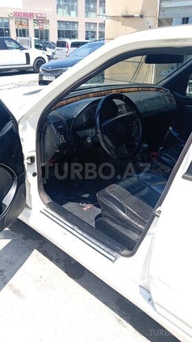 Mercedes C 230 1997, 323,587 km - 2.3 l - Bakı