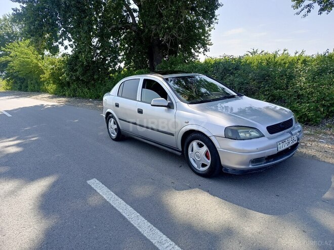 Opel Astra 1998, 485,867 km - 2.0 l - Quba