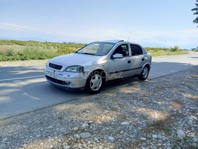 Opel Astra 1998, 485,867 km - 2.0 l - Quba