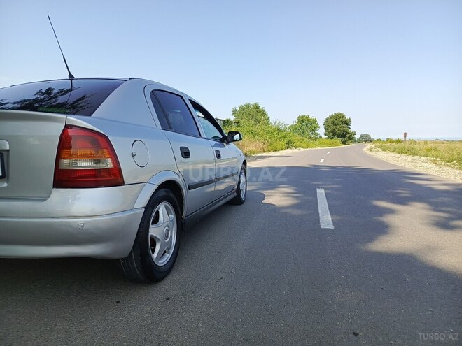 Opel Astra 1998, 485,867 km - 2.0 l - Quba