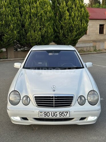 Mercedes E 240 2000, 268,000 km - 2.4 l - Bakı