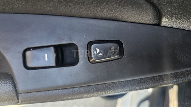Hyundai Sonata-12