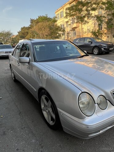 Mercedes E 280 2000, 999,999 km - 2.8 l - Bakı
